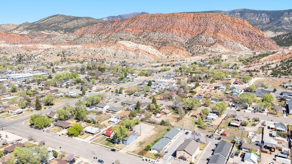 281 S 200 E Cedar City, UT 84720