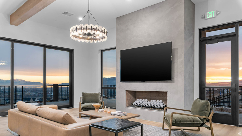 4353 N BUCKSTONE WAY #1386 Lehi, UT 84048