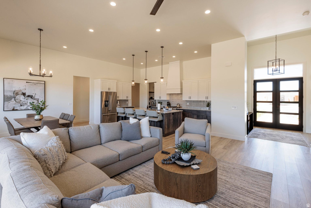 1206 W DOONBEG CT photo 4