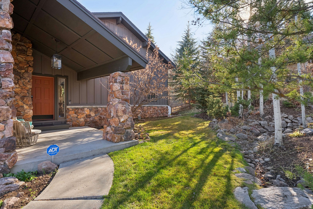7294 N PINEBROOK RD Park City, UT 84098