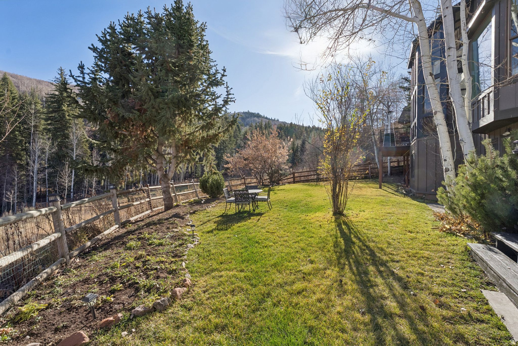 7294 N PINEBROOK RD Park City, UT 84098