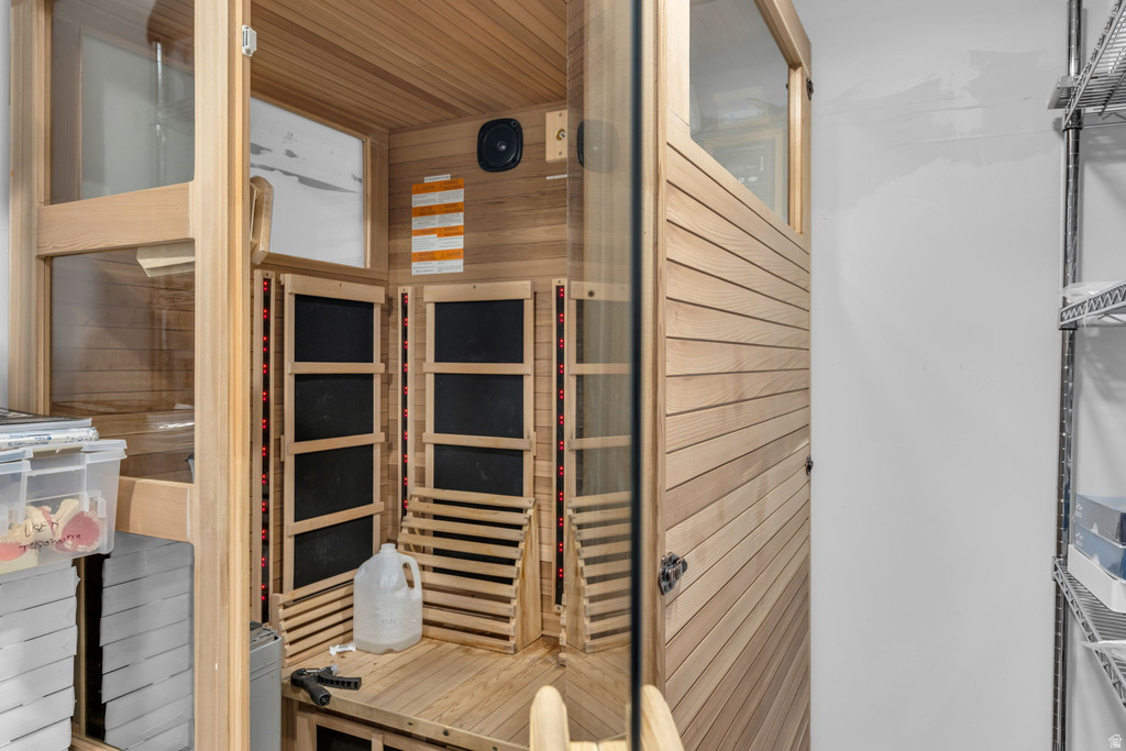 7294 N PINEBROOK RD Park City, UT 84098