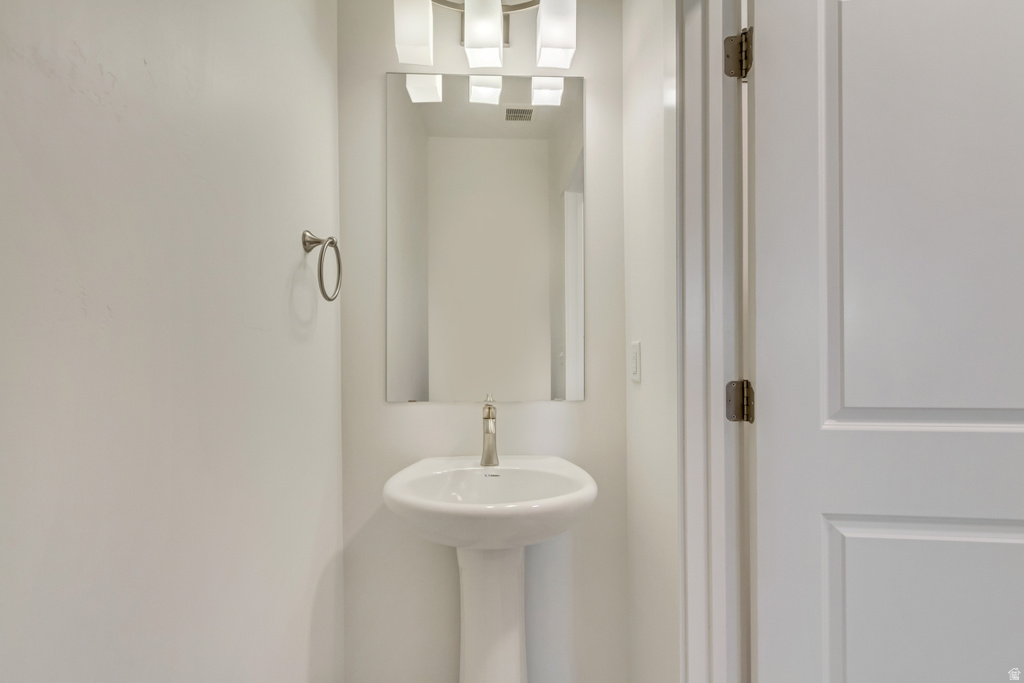 409 N 360 W #709 Vineyard, UT 84059