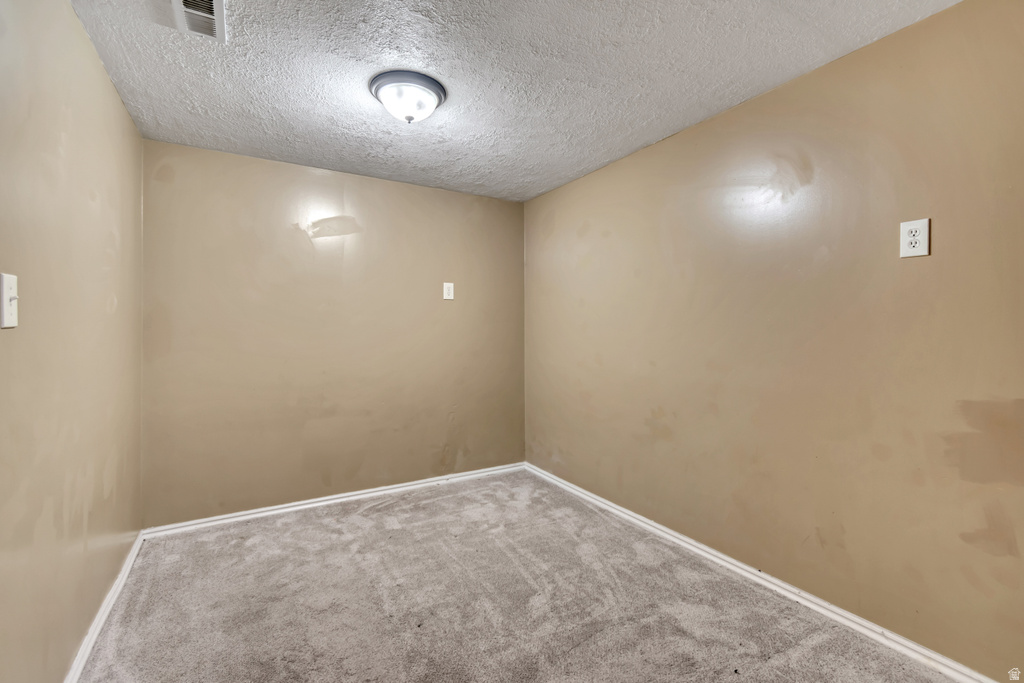 42 S 450 E Clearfield, UT 84015