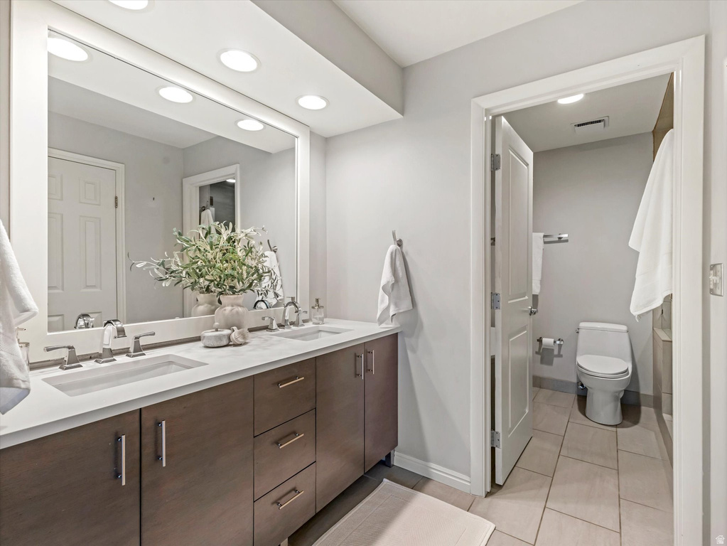 835 N GRANDRIDGE CT Salt Lake City, UT 84103