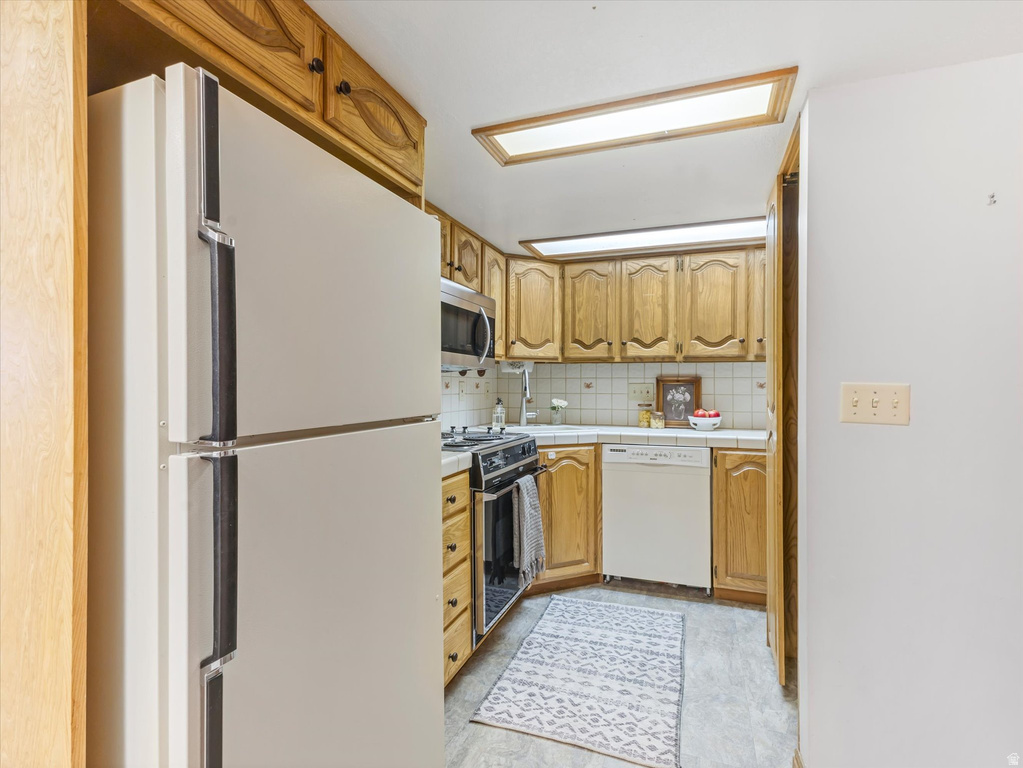 835 N GRANDRIDGE CT Salt Lake City, UT 84103