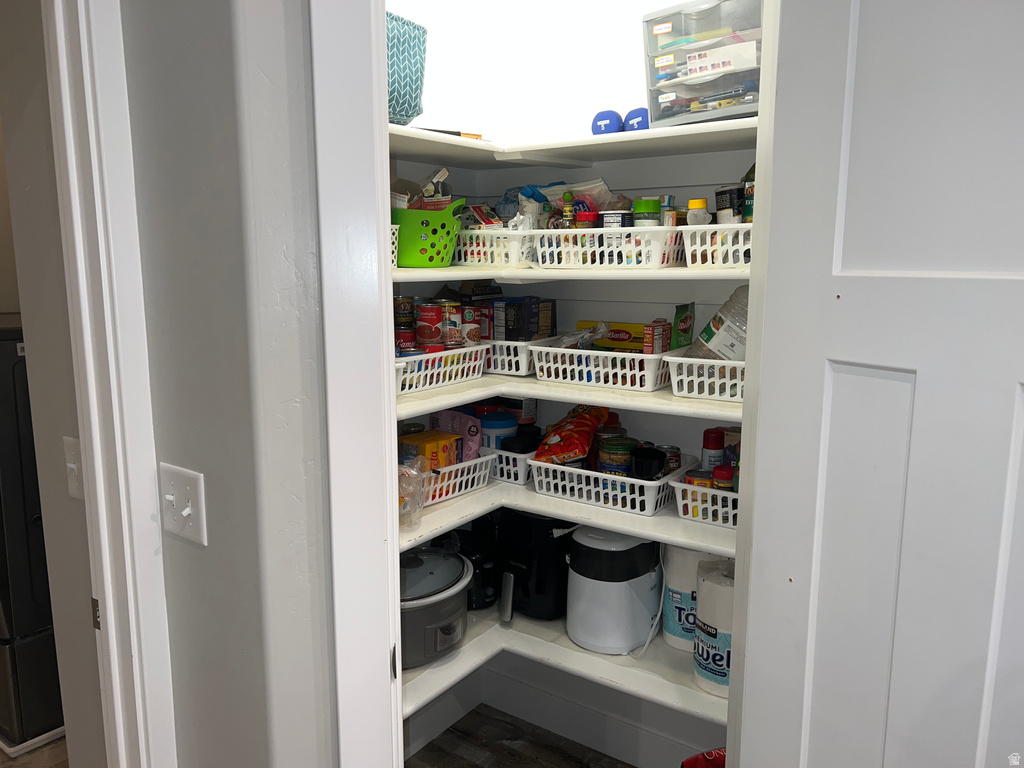 762 N WHITE HORSE DR Spanish Fork, UT 84660