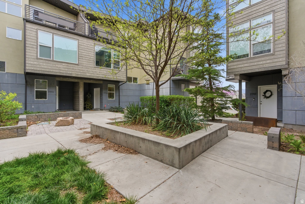 7707 NAVARRO VIEW CT Midvale, UT 84047