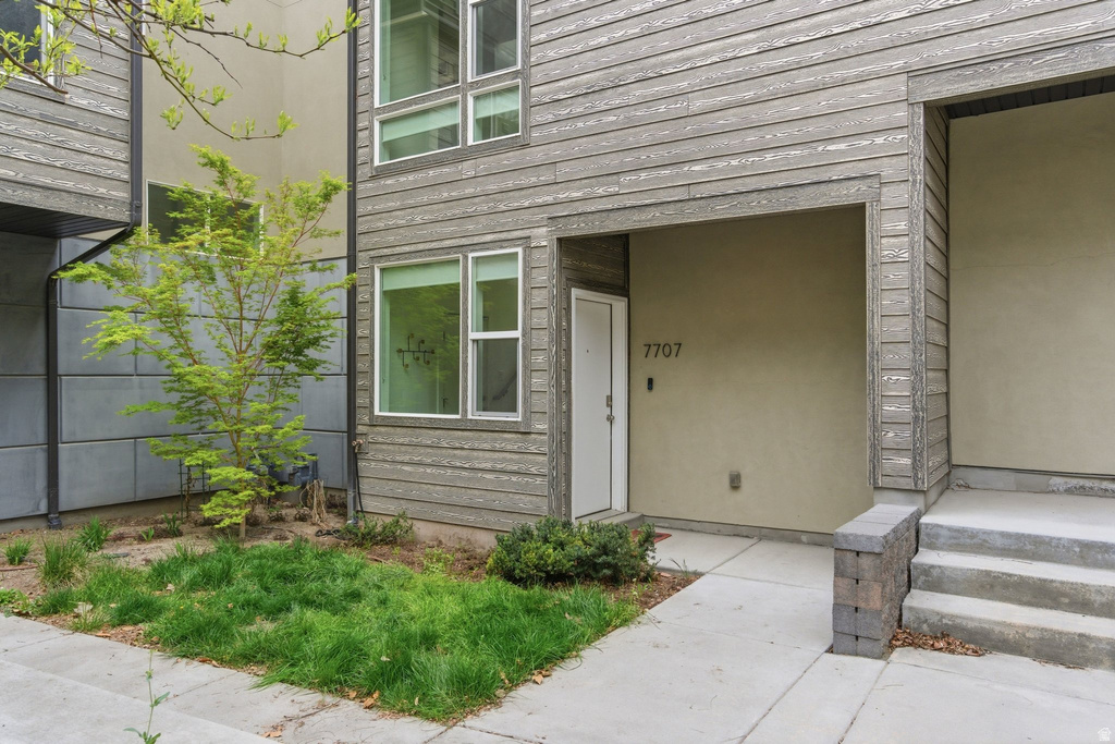 7707 NAVARRO VIEW CT Midvale, UT 84047