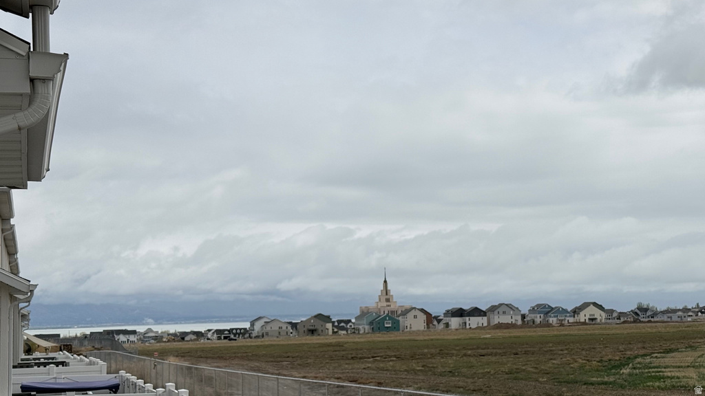 5124 E LAKEFIELD DR Eagle Mountain, UT 84005