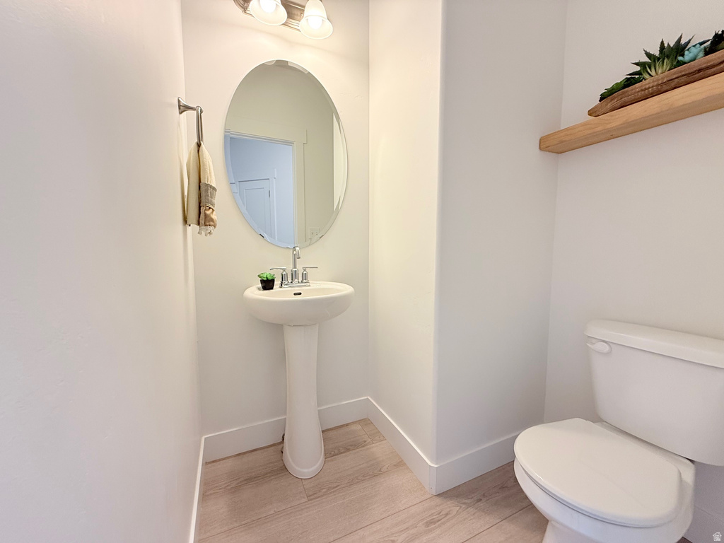 5124 E LAKEFIELD DR Eagle Mountain, UT 84005