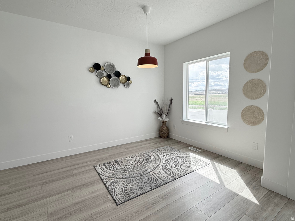5124 E LAKEFIELD DR Eagle Mountain, UT 84005