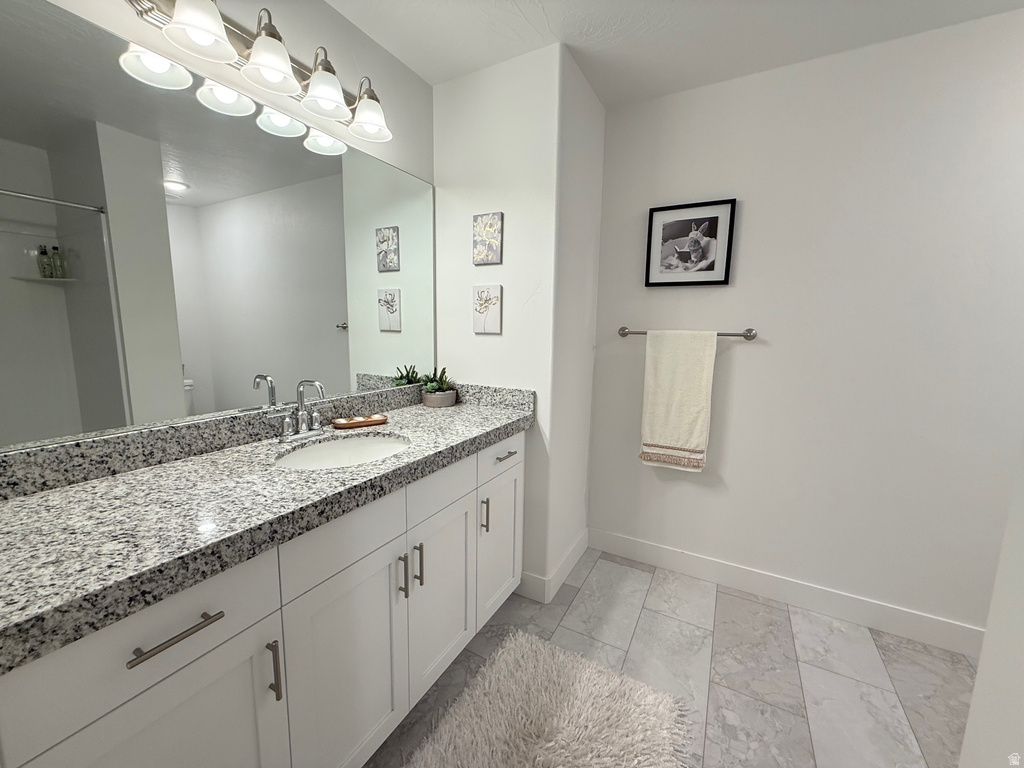 5124 E LAKEFIELD DR Eagle Mountain, UT 84005