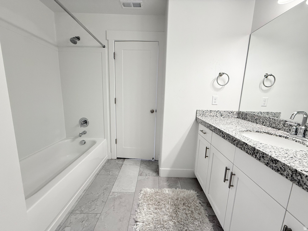 5124 E LAKEFIELD DR Eagle Mountain, UT 84005