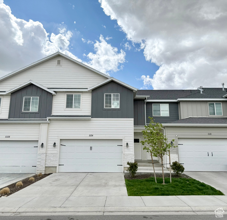 5124 E LAKEFIELD DR Eagle Mountain, UT 84005