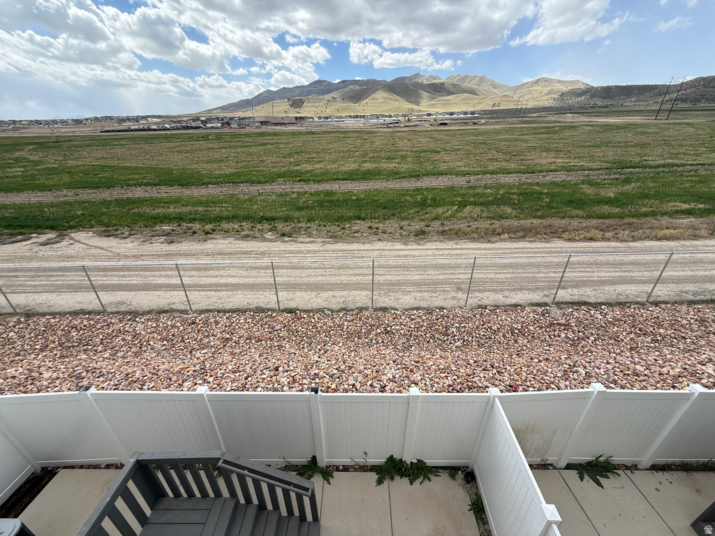 5124 E LAKEFIELD DR Eagle Mountain, UT 84005