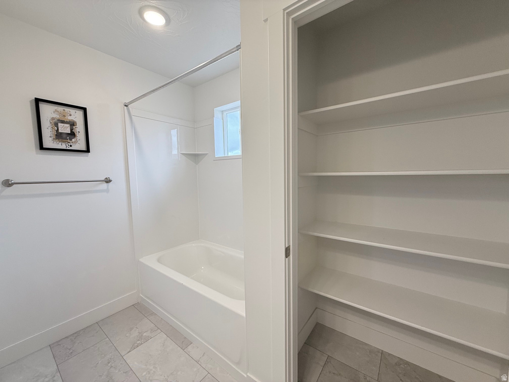 5124 E LAKEFIELD DR Eagle Mountain, UT 84005