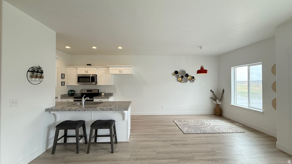 5124 E LAKEFIELD DR Eagle Mountain, UT 84005