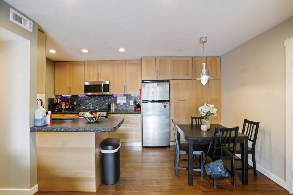 1190 E WATERSIDE CV #30 B Midvale, UT 84047