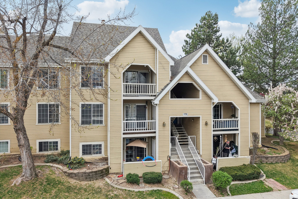 1190 E WATERSIDE CV #30 B Midvale, UT 84047