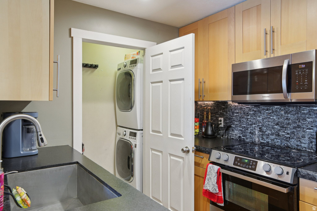 1190 E WATERSIDE CV #30 B Midvale, UT 84047