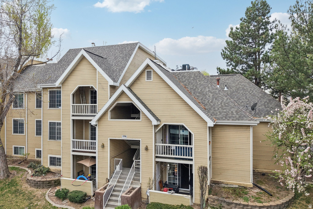 1190 E WATERSIDE CV #30 B Midvale, UT 84047