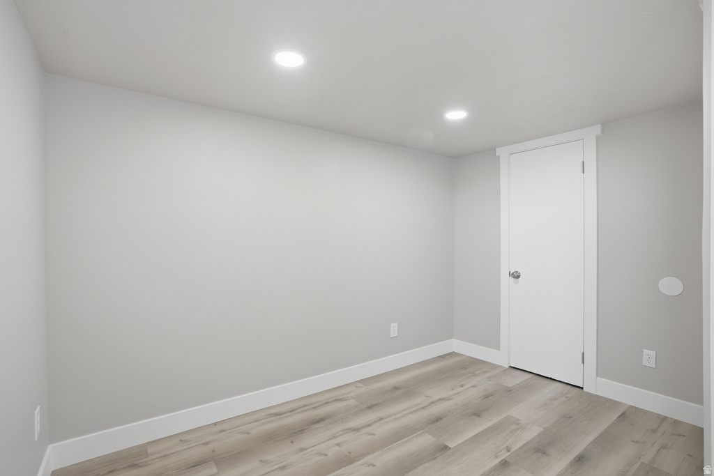 5336 S CHARLOTTE AVE Salt Lake City, UT 84118