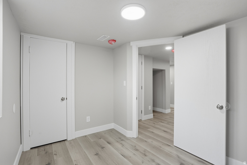 5336 S CHARLOTTE AVE Salt Lake City, UT 84118