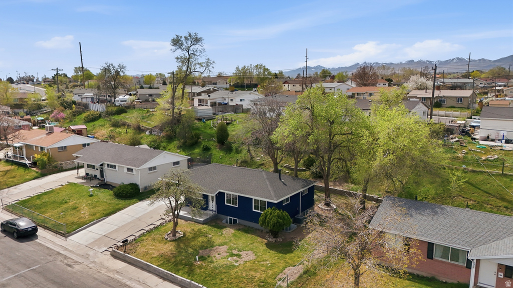 5336 S CHARLOTTE AVE Salt Lake City, UT 84118