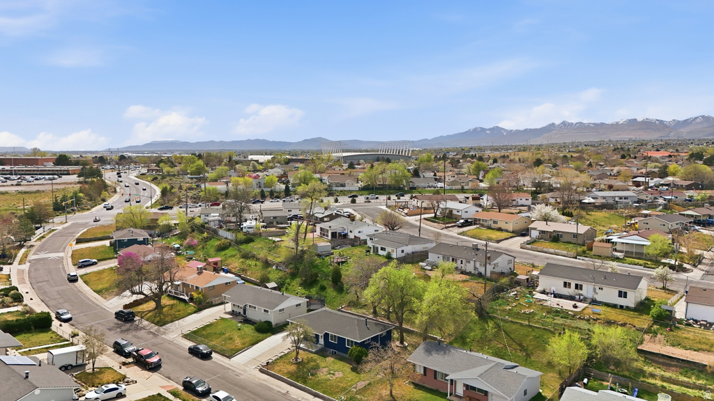 5336 S CHARLOTTE AVE Salt Lake City, UT 84118