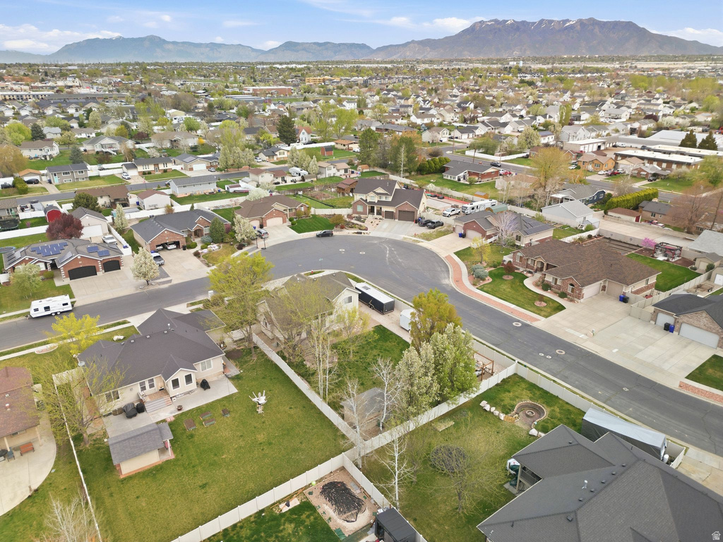 2071 W 2200 S Syracuse, UT 84075