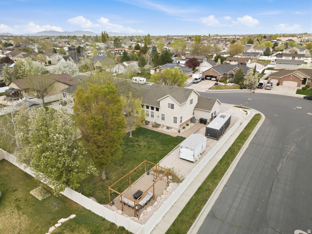 2071 W 2200 S Syracuse, UT 84075
