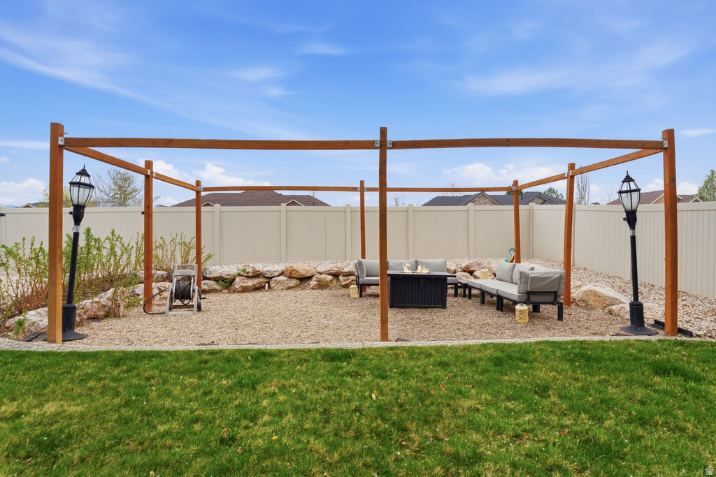 2071 W 2200 S Syracuse, UT 84075