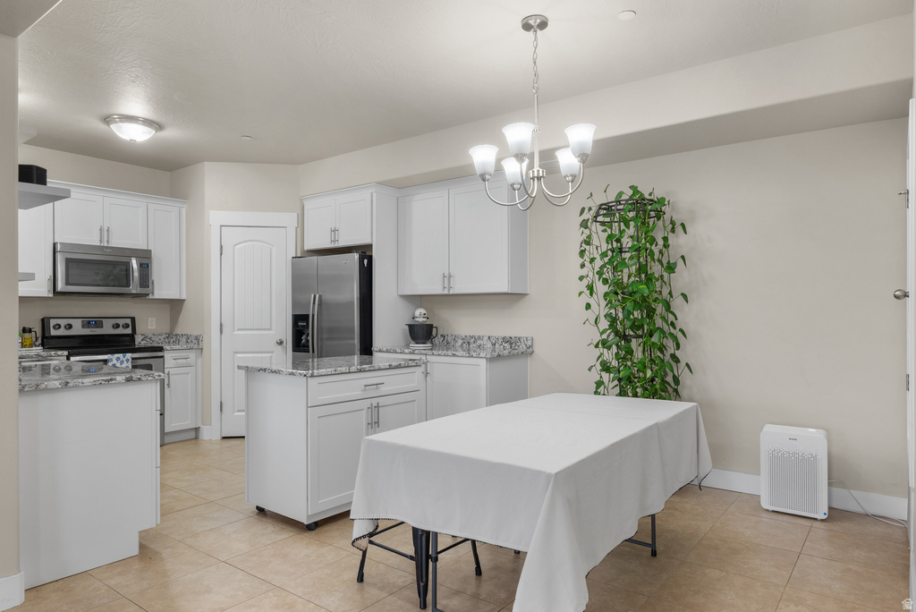 1977 N CREST RD #1977 Saratoga Springs, UT 84045