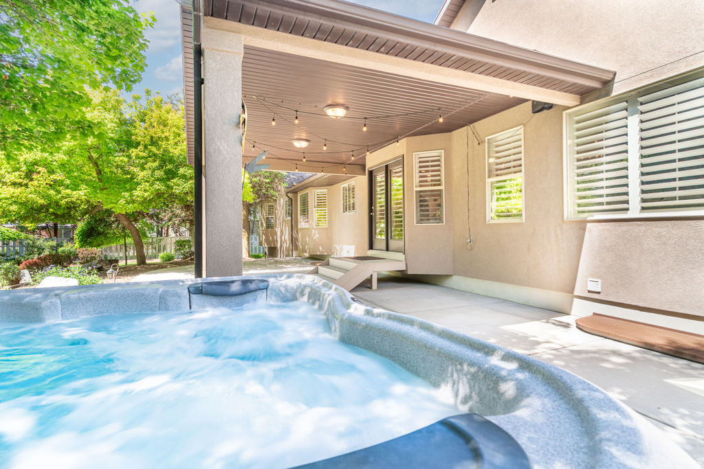 250 E 950 N Kaysville, UT 84037