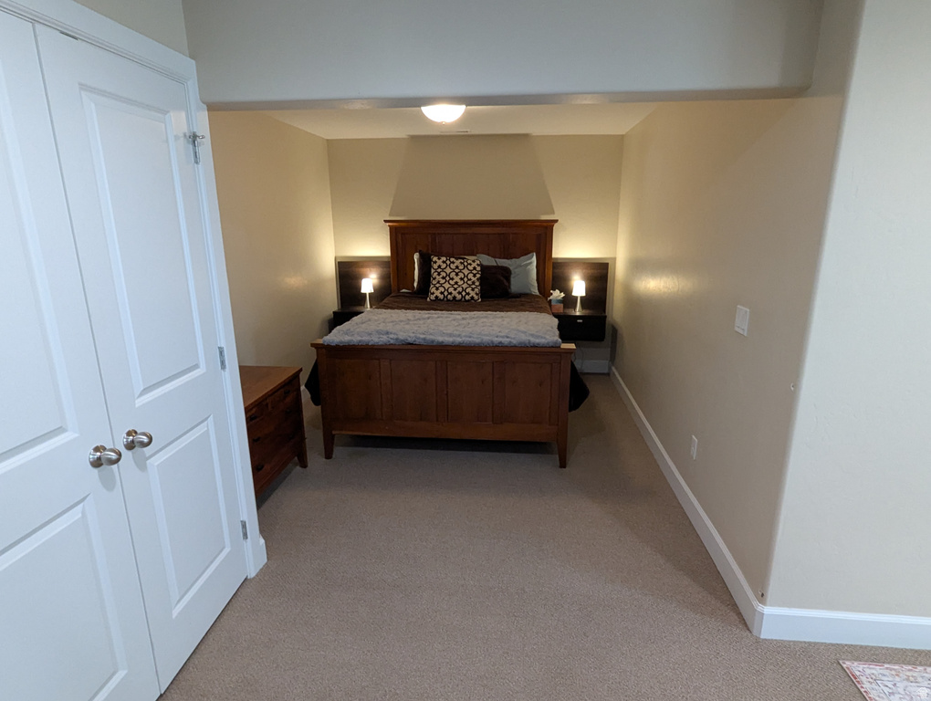 10368 S CROW WING DR South Jordan, UT 84009