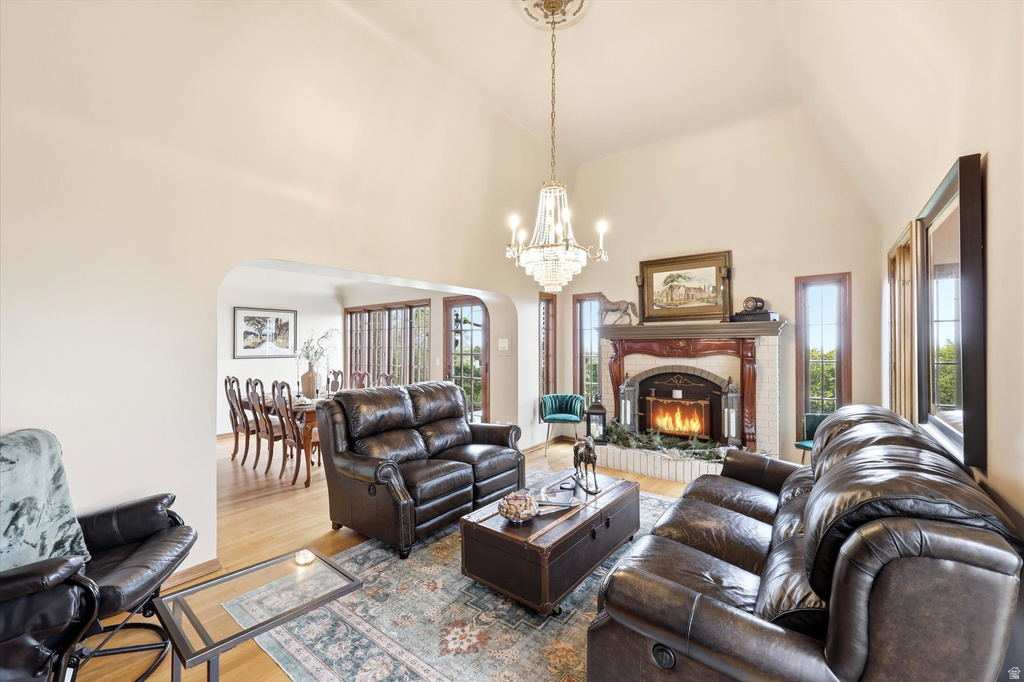 8620 S 1185 E Sandy, UT 84094