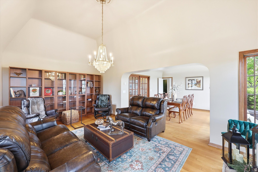 8620 S 1185 E Sandy, UT 84094