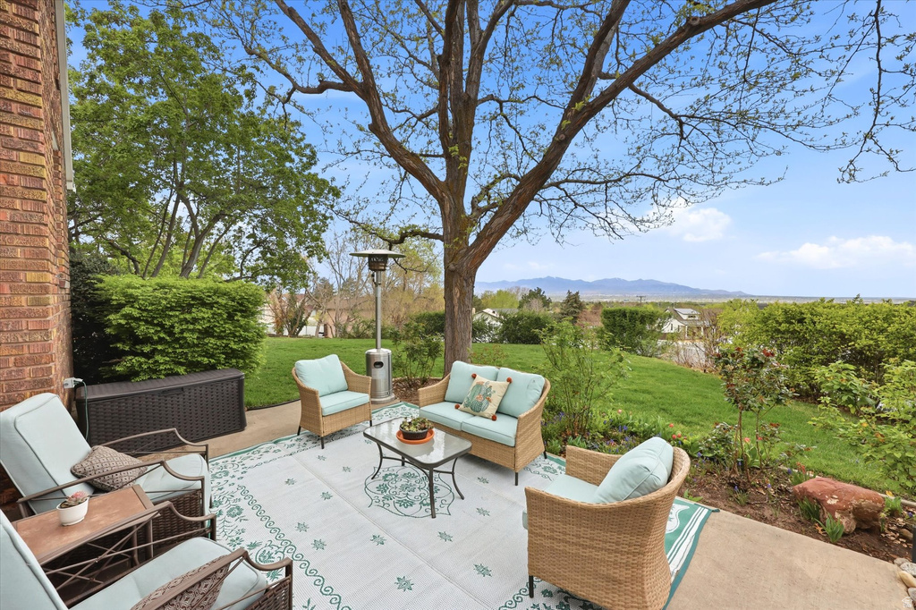 8620 S 1185 E Sandy, UT 84094