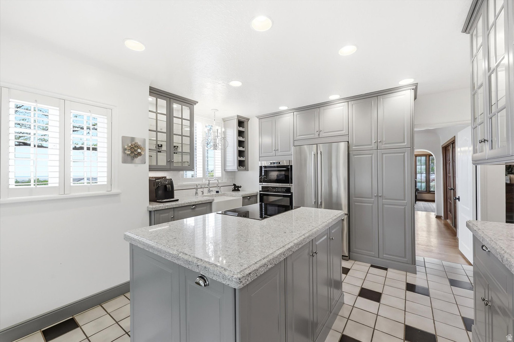 8620 S 1185 E Sandy, UT 84094