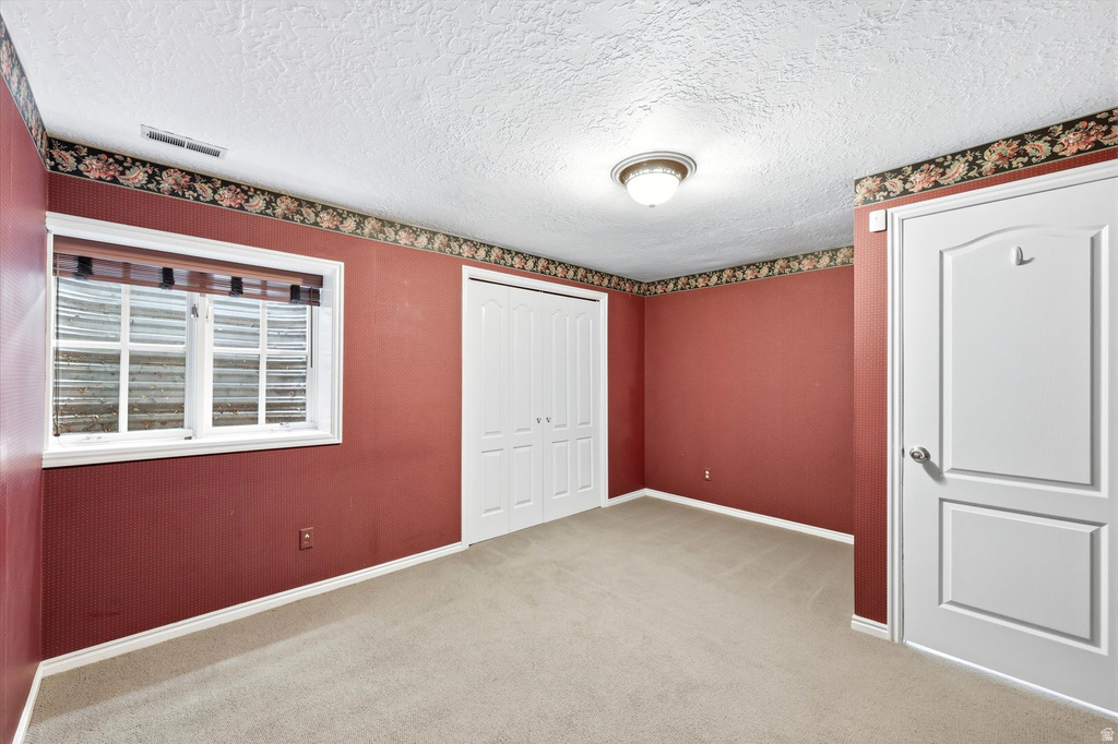 8620 S 1185 E Sandy, UT 84094