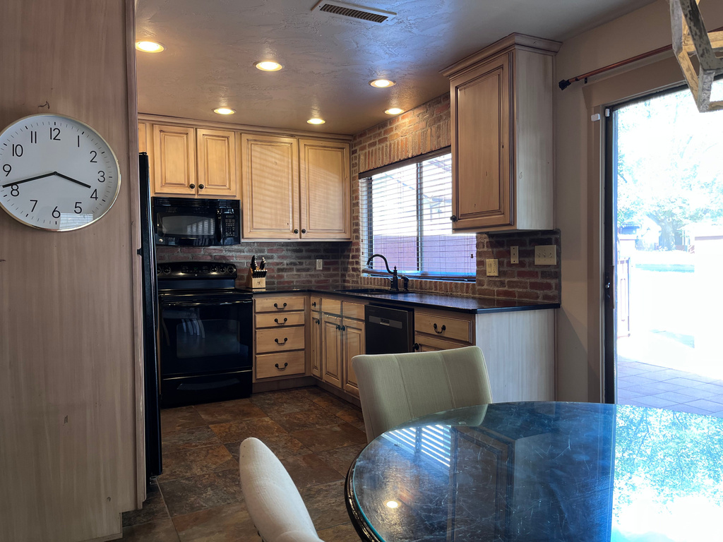 301 S 1200 E #24 St George, UT 84790