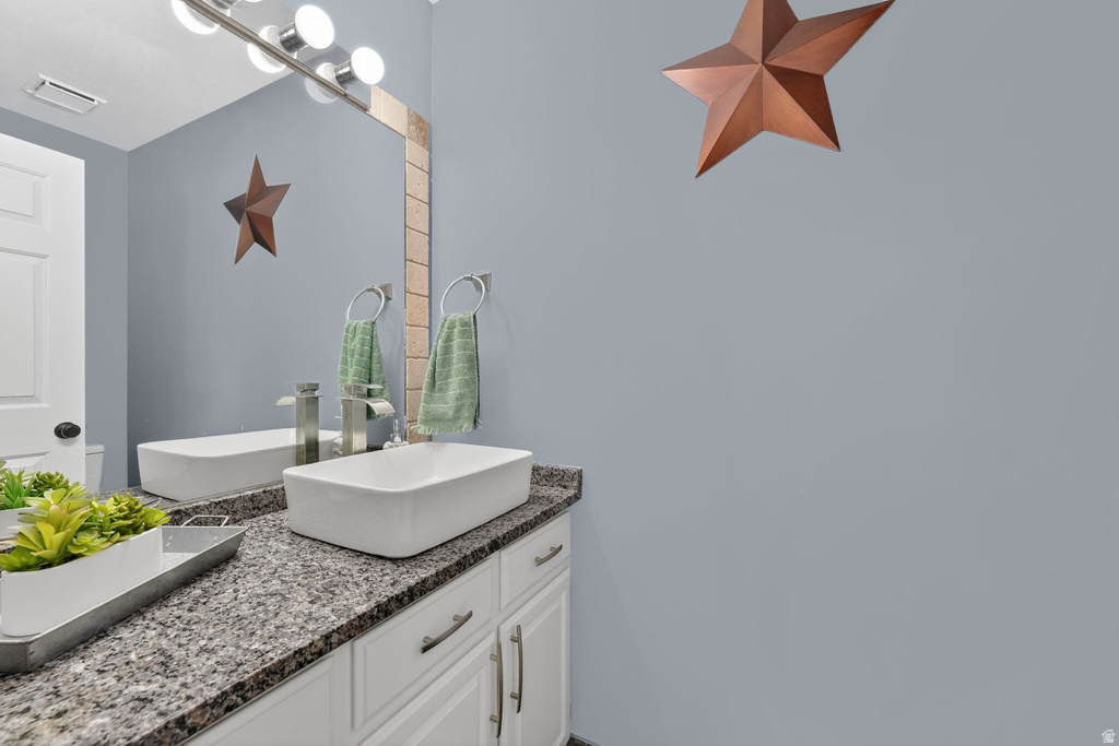 8127 S CREEKWOOD DR West Jordan, UT 84088