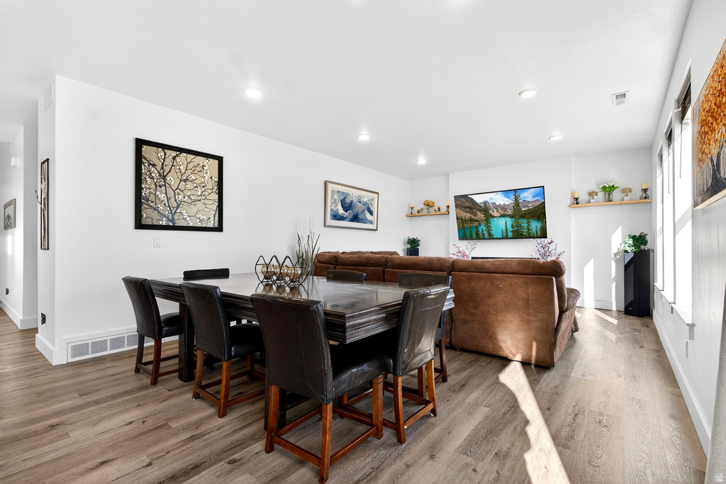 2429 W 2900 N Farr West, UT 84404