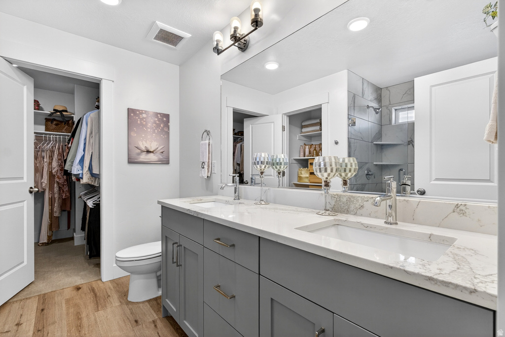 2429 W 2900 N Farr West, UT 84404