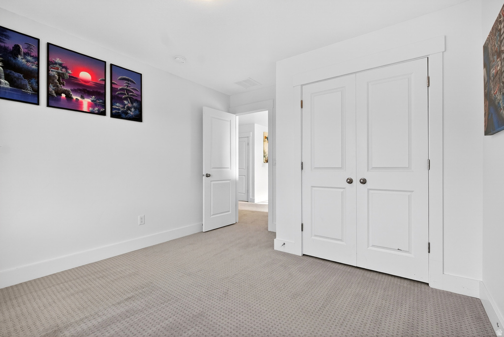 2429 W 2900 N Farr West, UT 84404