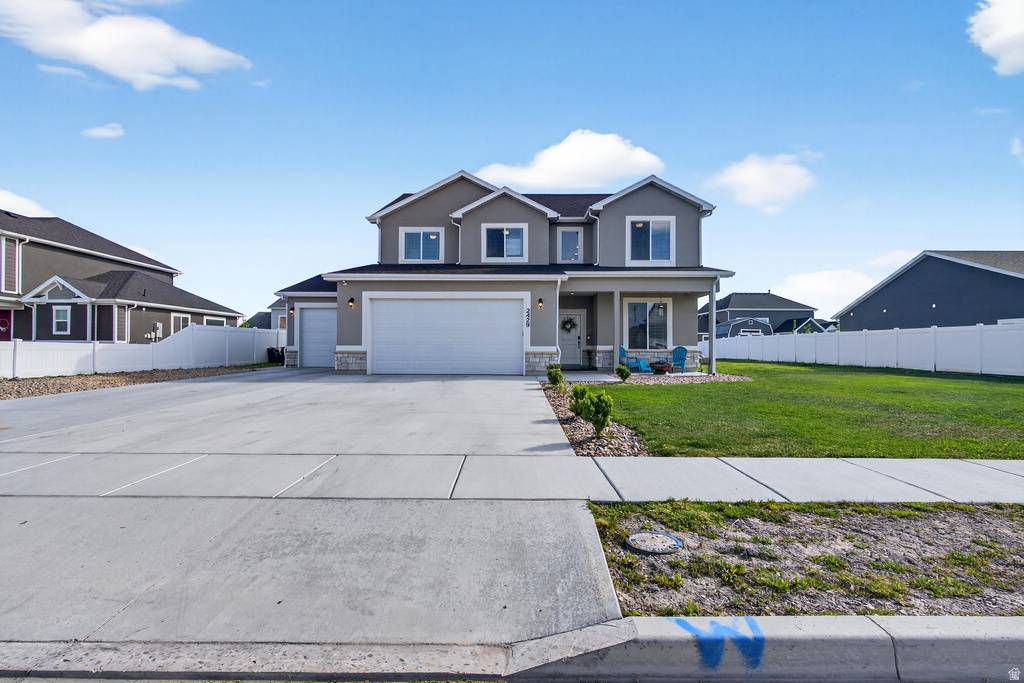 2429 W 2900 N Farr West, UT 84404