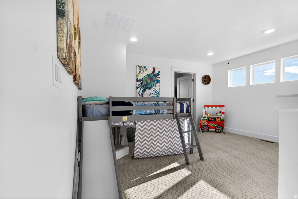 2429 W 2900 N Farr West, UT 84404