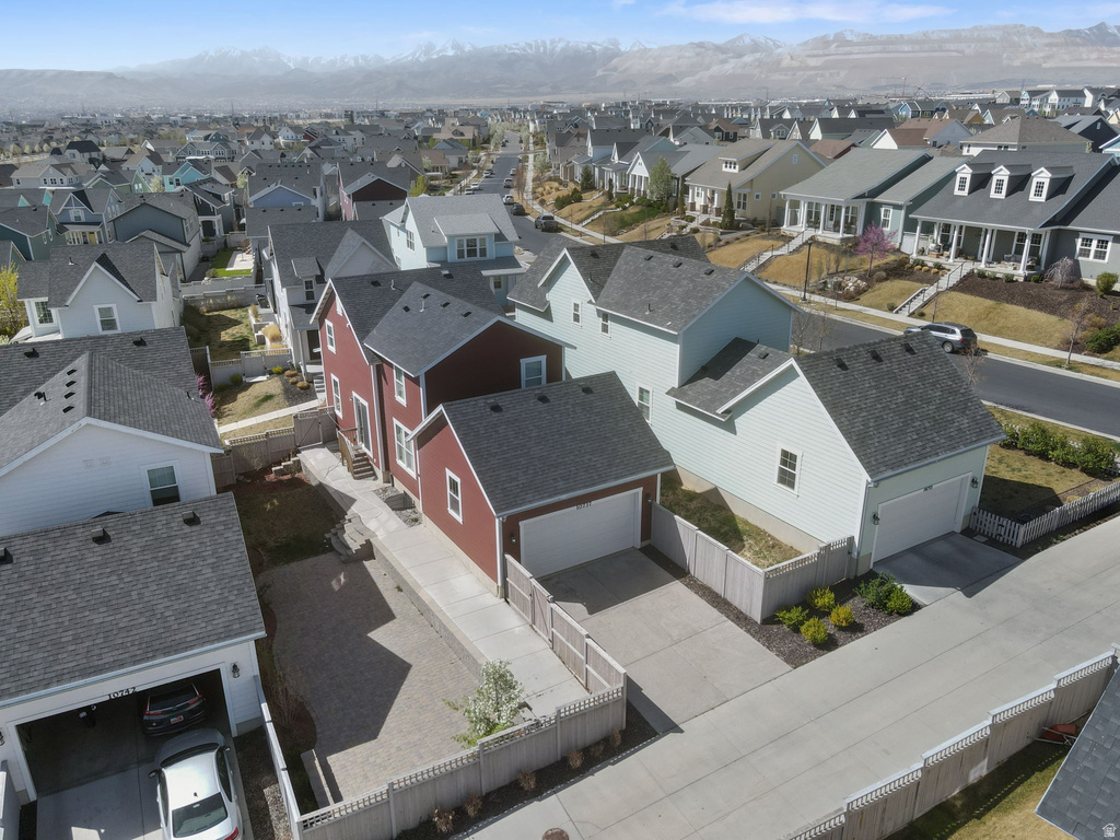 10737 S LAKE TERRACE AVE South Jordan, UT 84009