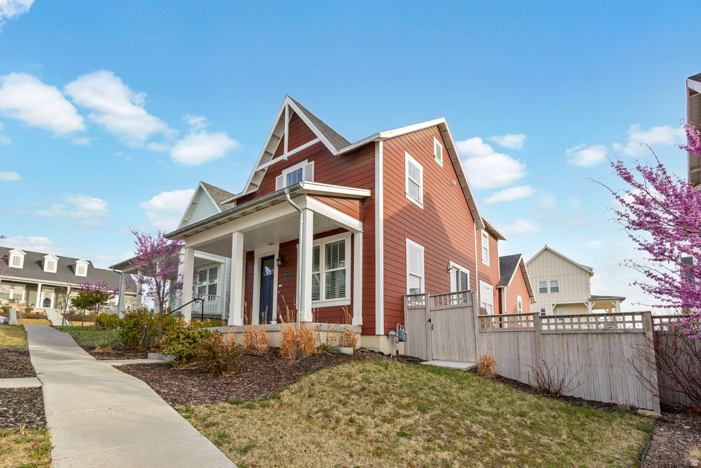 10737 S LAKE TERRACE AVE South Jordan, UT 84009